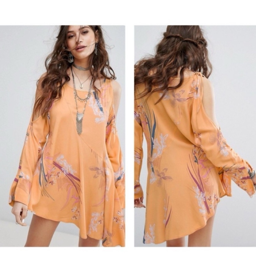 Free People Clear Skies Cold Shoulder Tunic Top Womens Size XSOrange Floral NWT